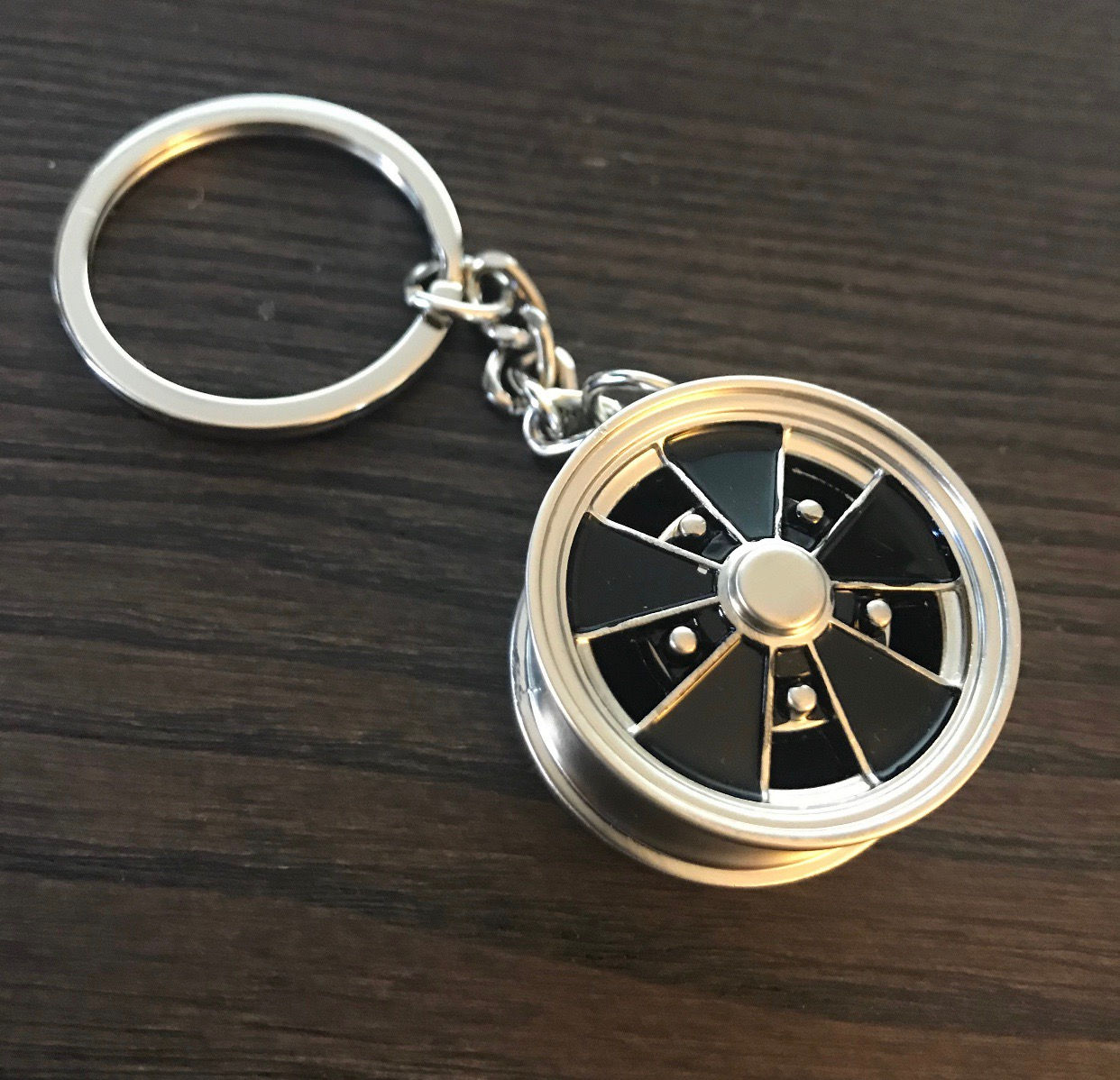 Keychain “BRM” Style Wheel 