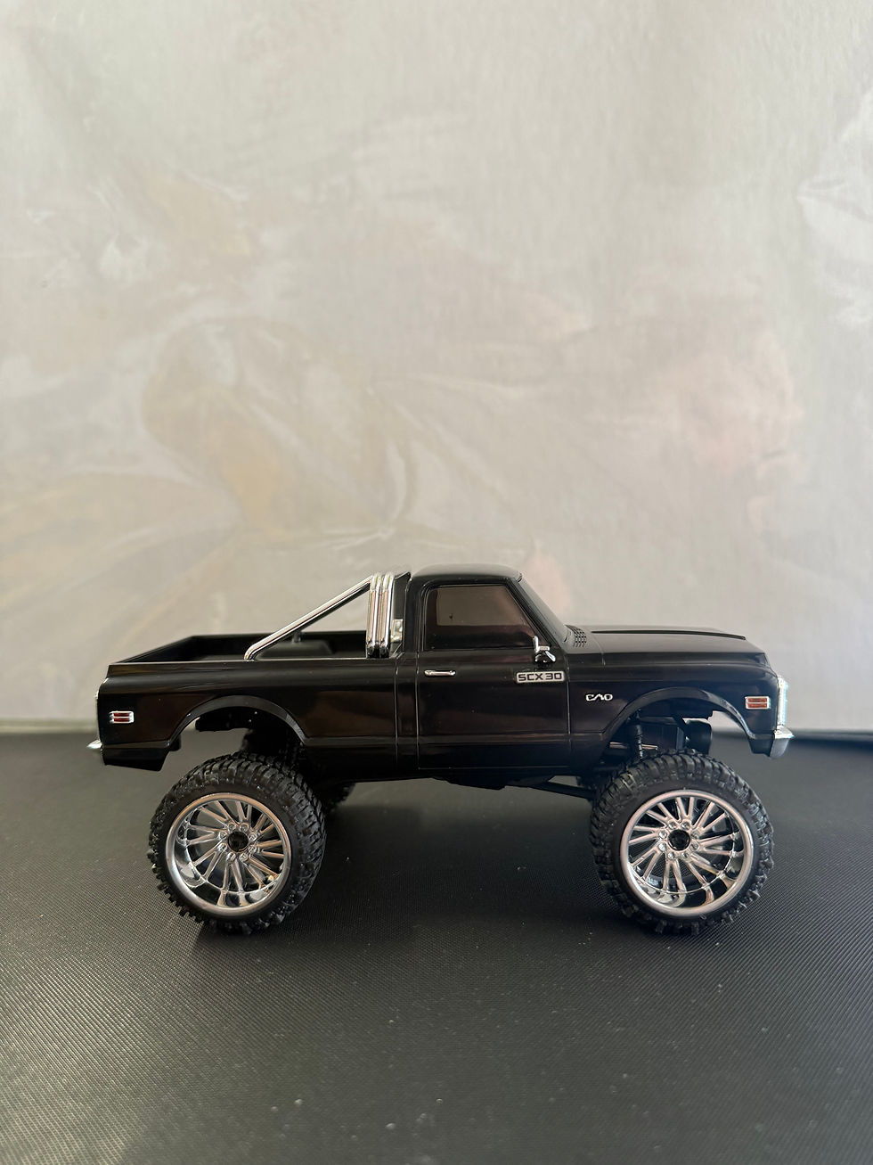 Thumbnail: 1:30 SCX30 Brute wheels on boggers