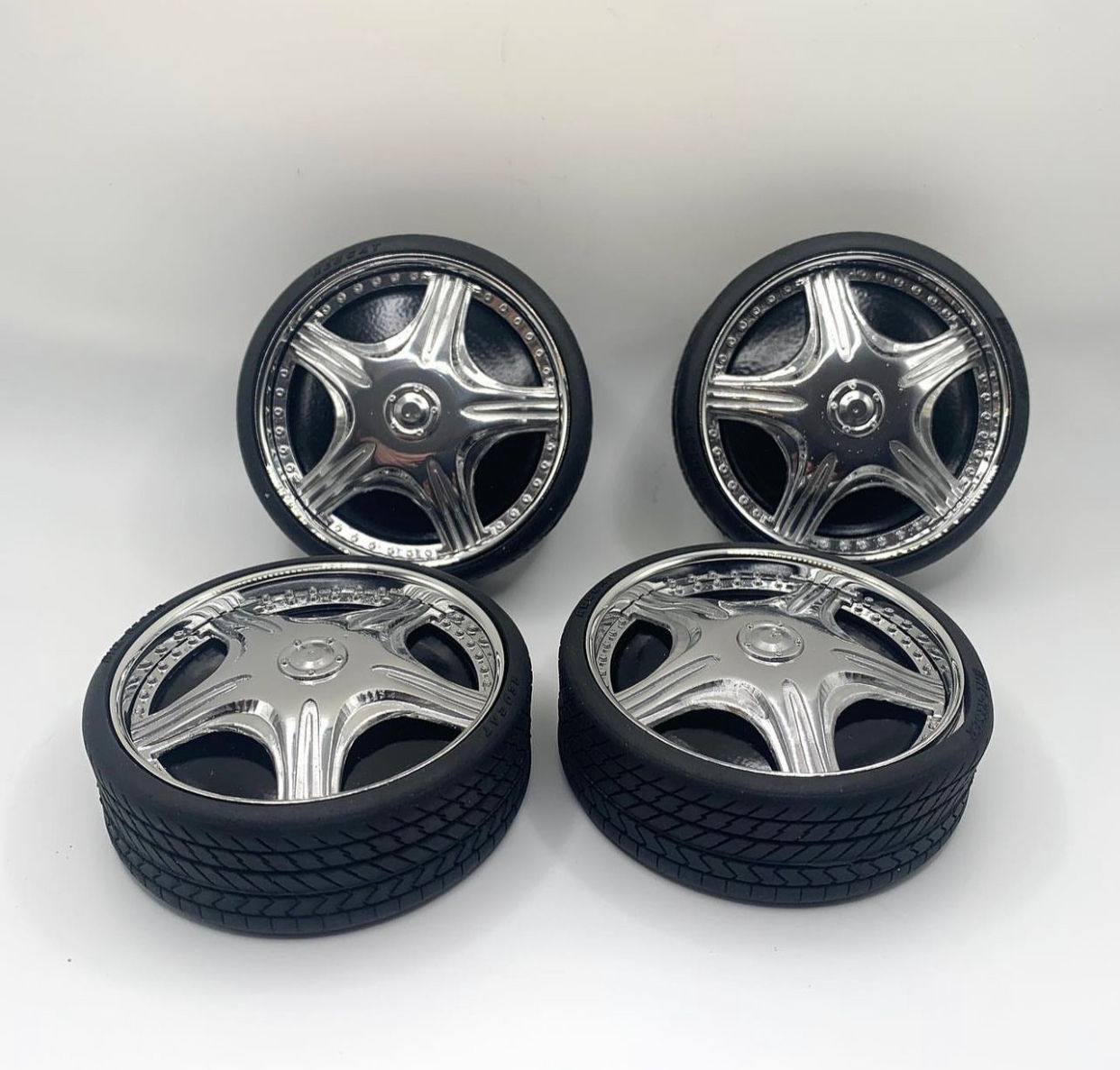 1:10 26” Choice Wheel Face Inserts and Spinner for Redcat hoops/tires (12mm hex)