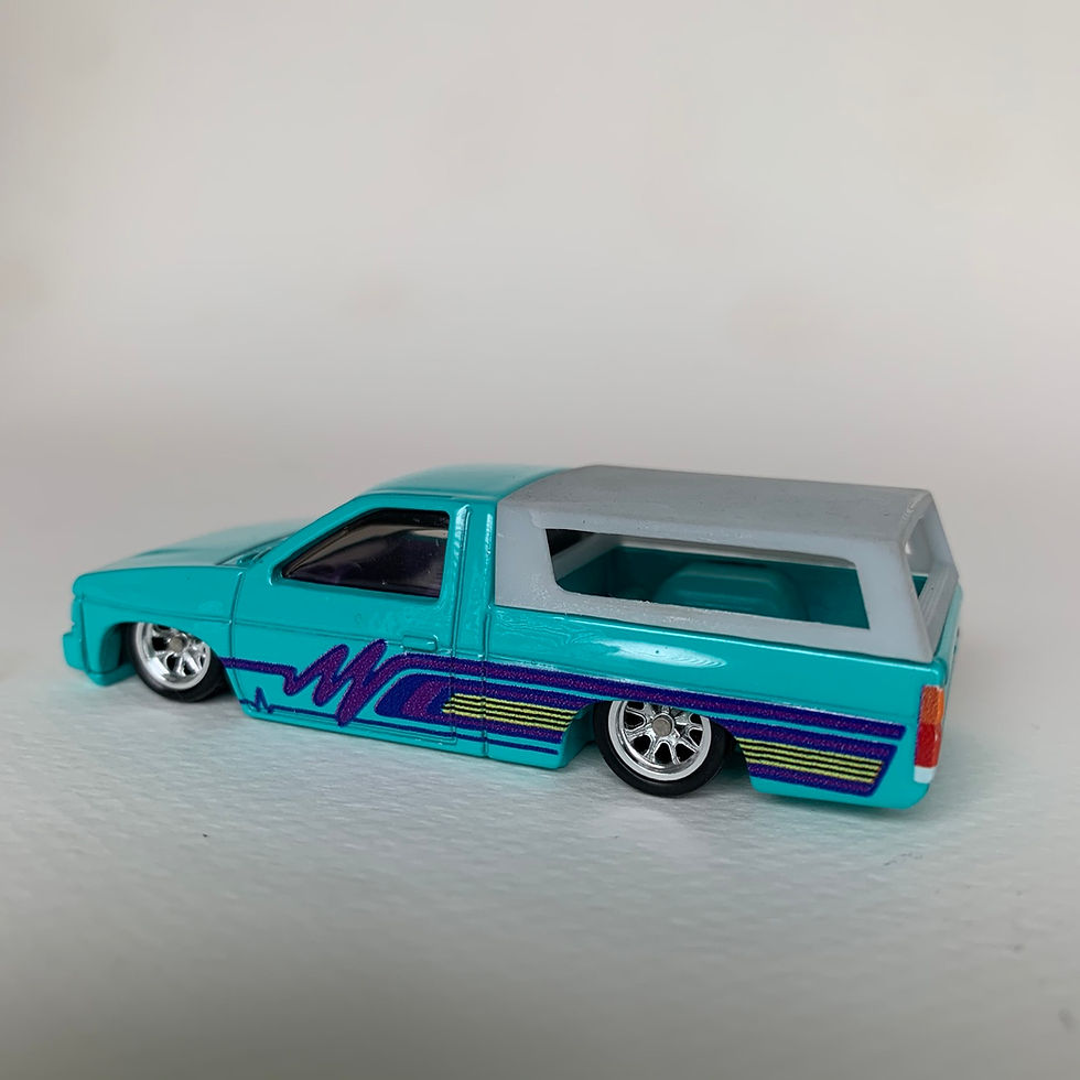 Thumbnail: 1:64 620 Nissan Hard Body Bed Toppers