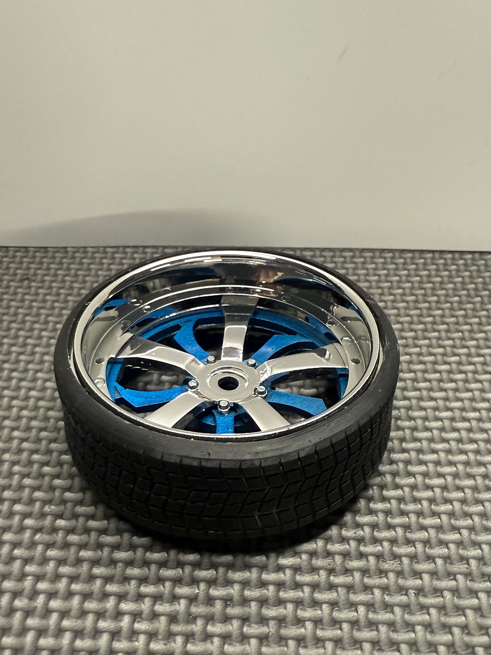 Thumbnail: 1:10 26” Rio Two Piece Face Inserts Wheels on Hoops and Low Pros