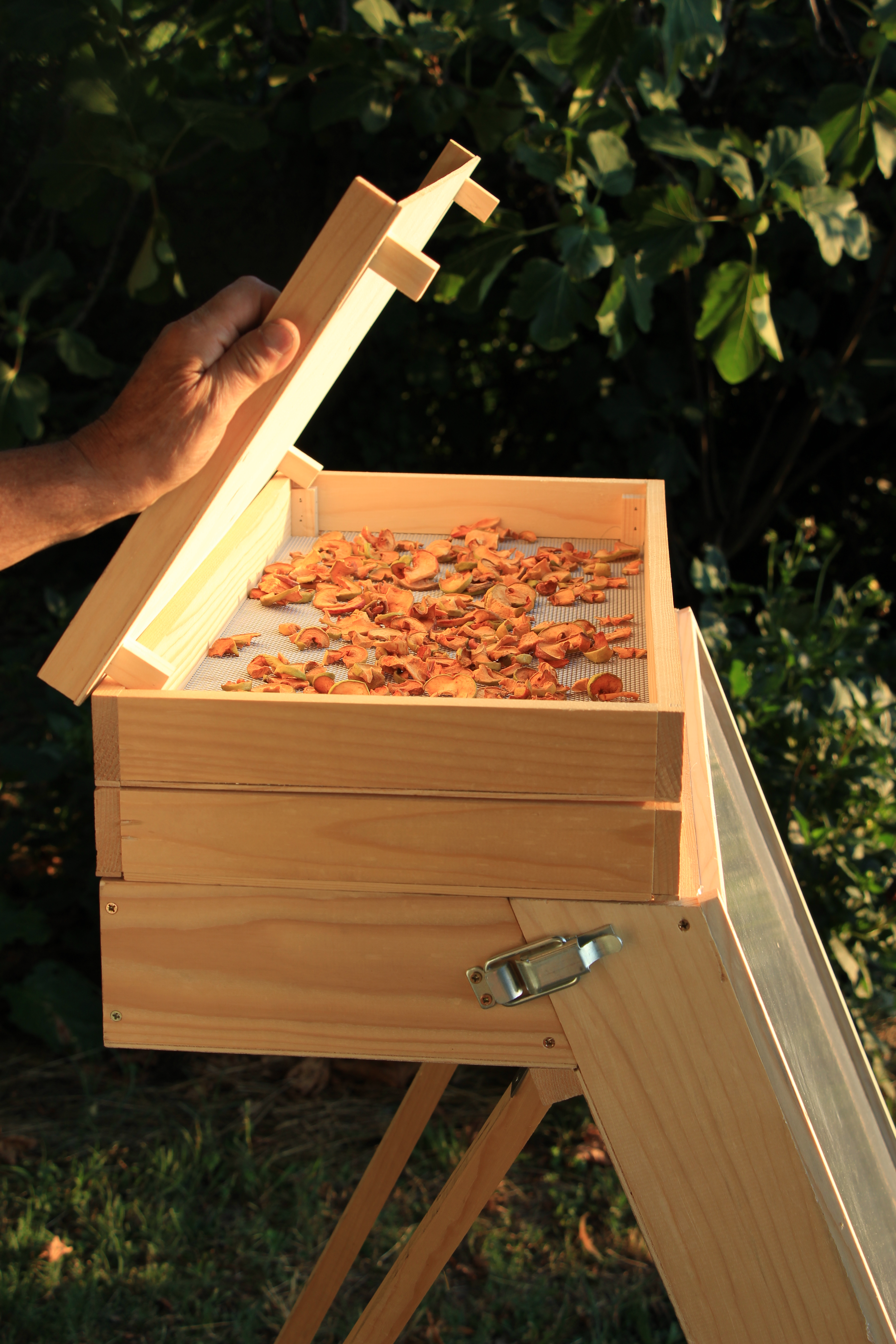 Séchoir à Fruits Solaire Fait Maison Autoconstruction