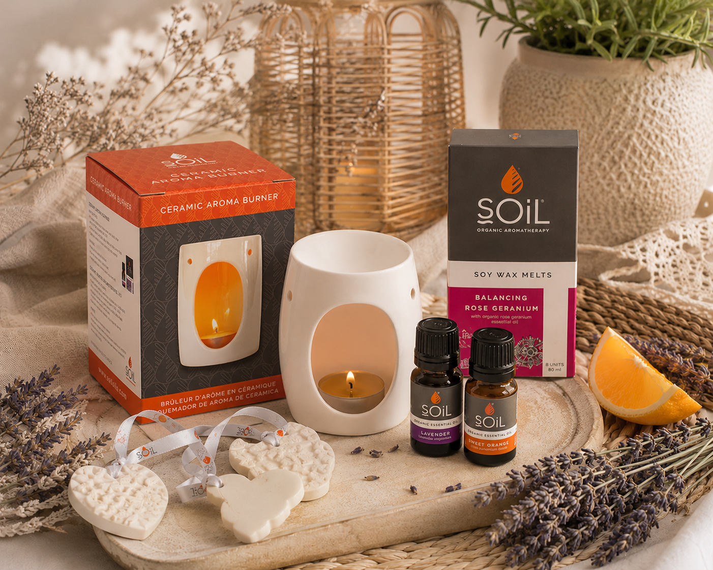 Gypsy@Heart - SOiL Giving Kit. Ceramic Burner, Charms, Lavender, Orange Oils, Wax Melts