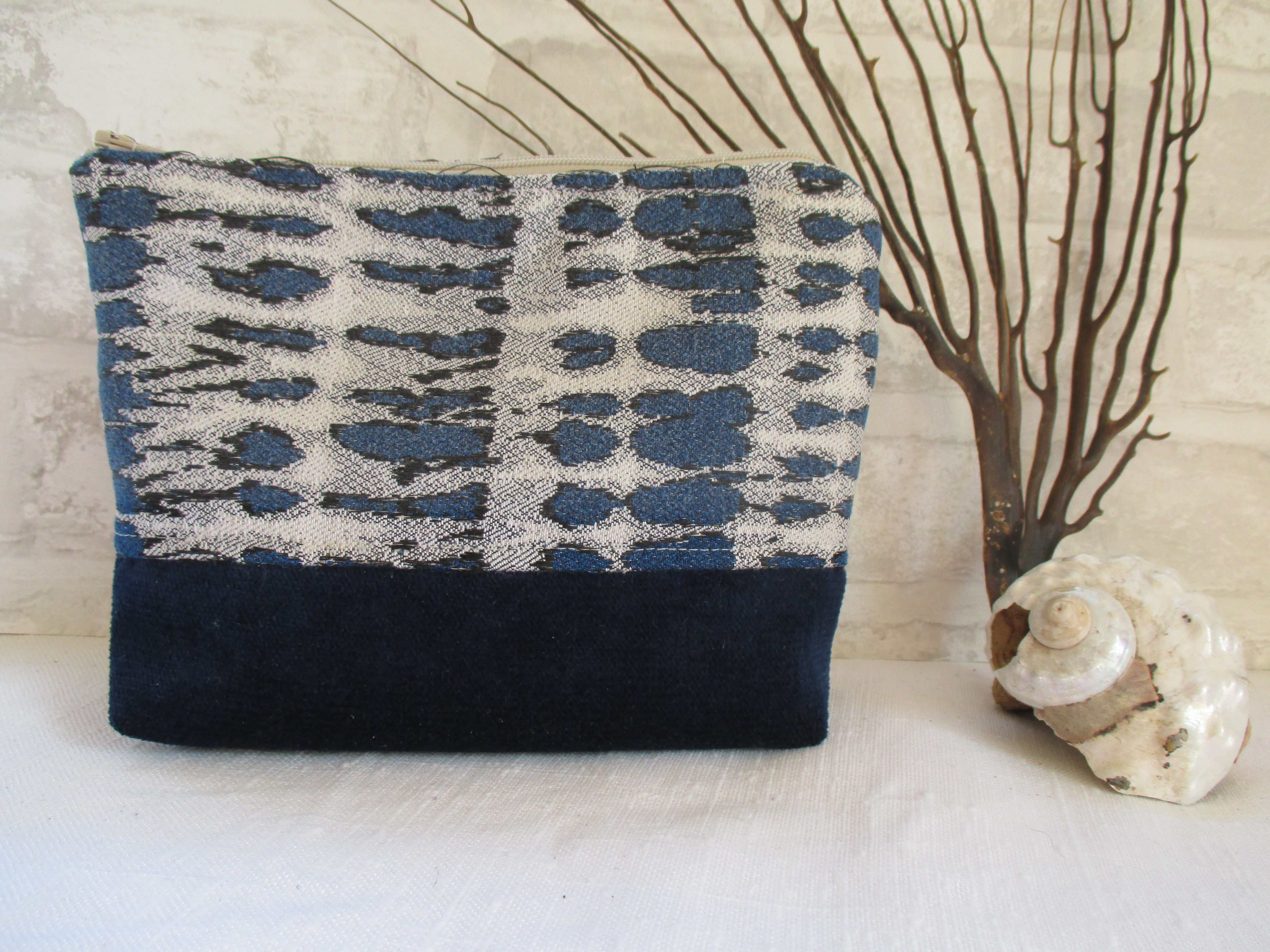 8 Pocket Oil Purse #0019