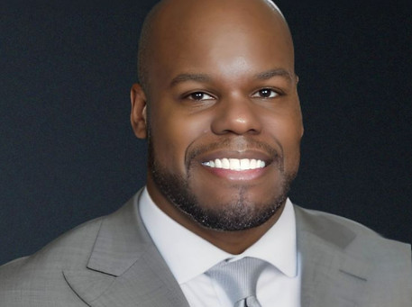 Professional Photo 2023 Resized_edited.j