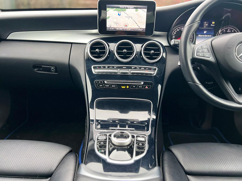 Thumbnail: Mercedes-Benz C Class 2.0 C200 SE Executive Edition Saloon 4dr Petrol G-Tronic+