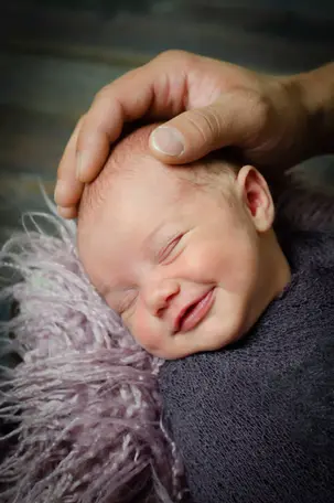 Newborn Shooting im Studio Heiden
