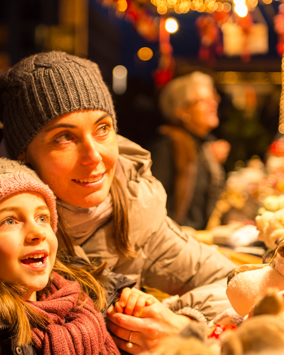 Basar der Vereine am Rathausplatz