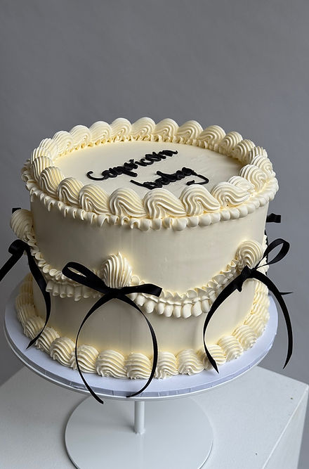 Vintage Lambeth Cake Decorating Class