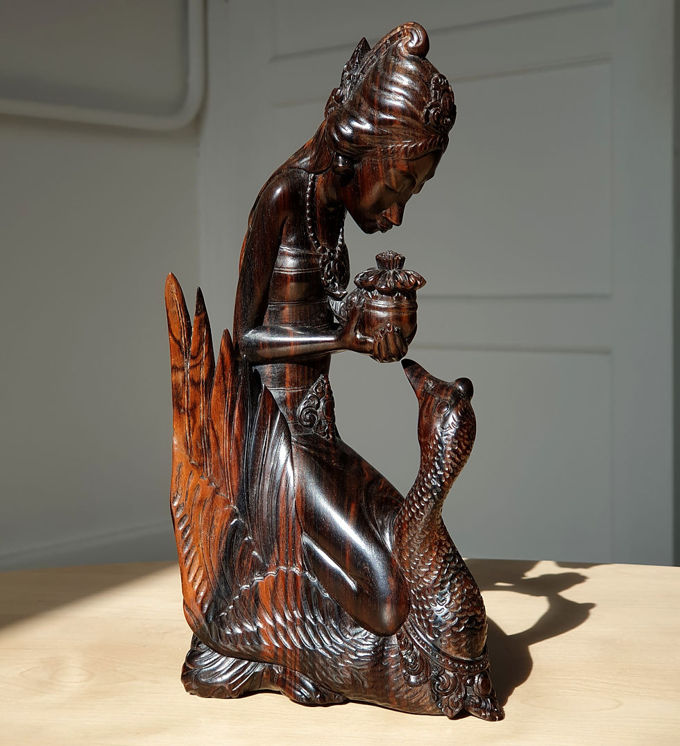 Sarasvati par I Wayan Ratep, 21 cm, années 1960 ou 1970, collection personnelle