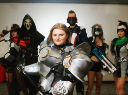 Cosplay_Reinhardt2