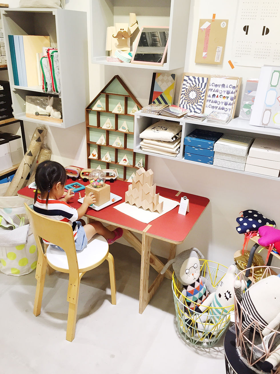 サムネイル： KT-620-X2 キッズデスク 唐松特注合板 / 無塗装