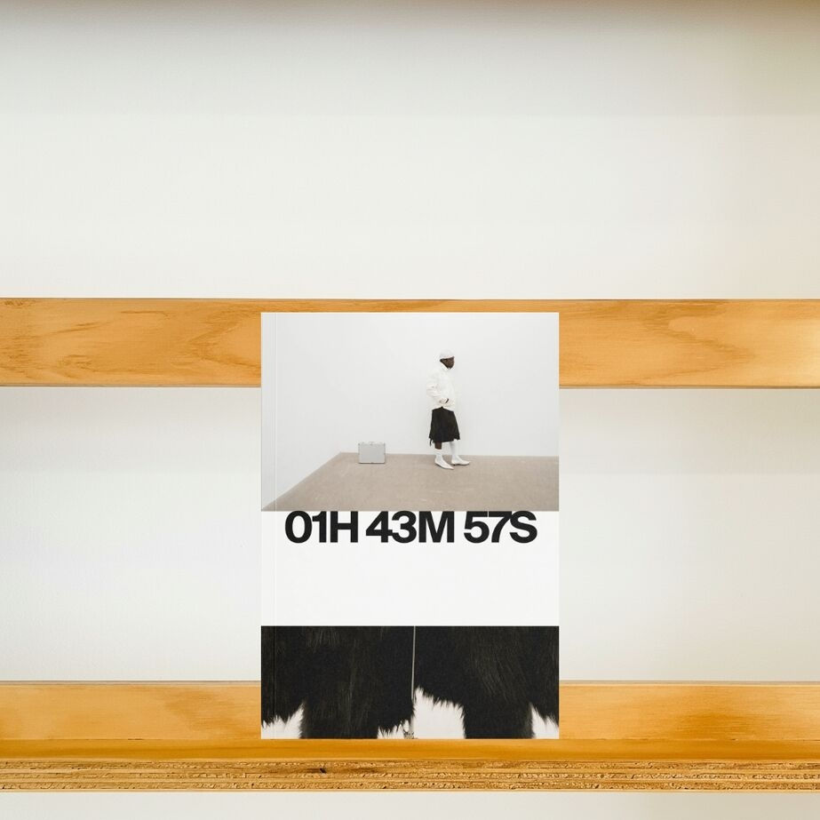 zeitung-issue6-readingroom_optimized_250