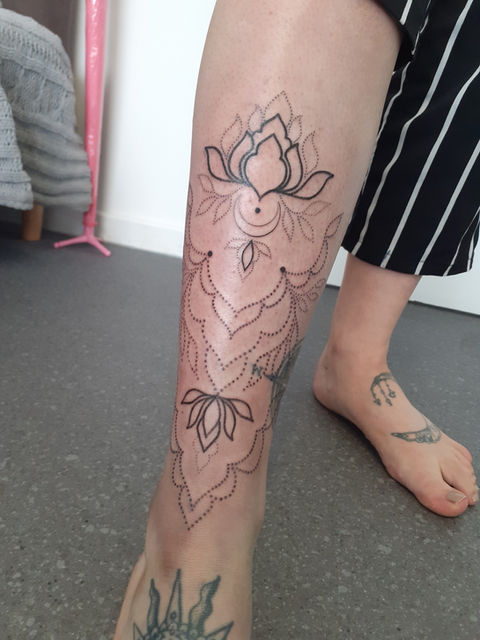 Mamatat Handpoke Tattoo