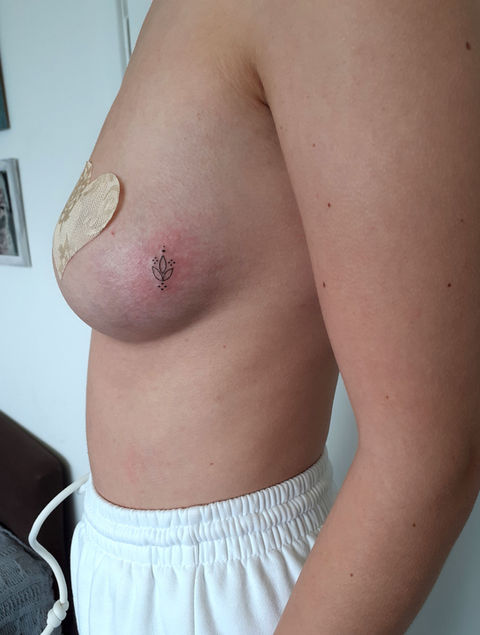 Mamatat Handpoke Tattoo