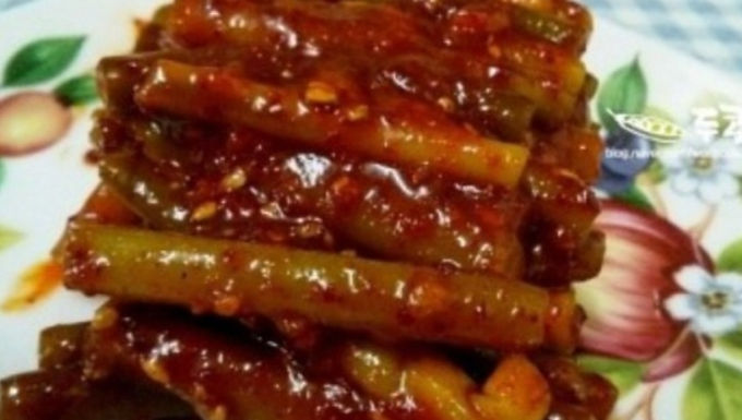 마늘쫑 장아찌 150g pickled garlic scapes