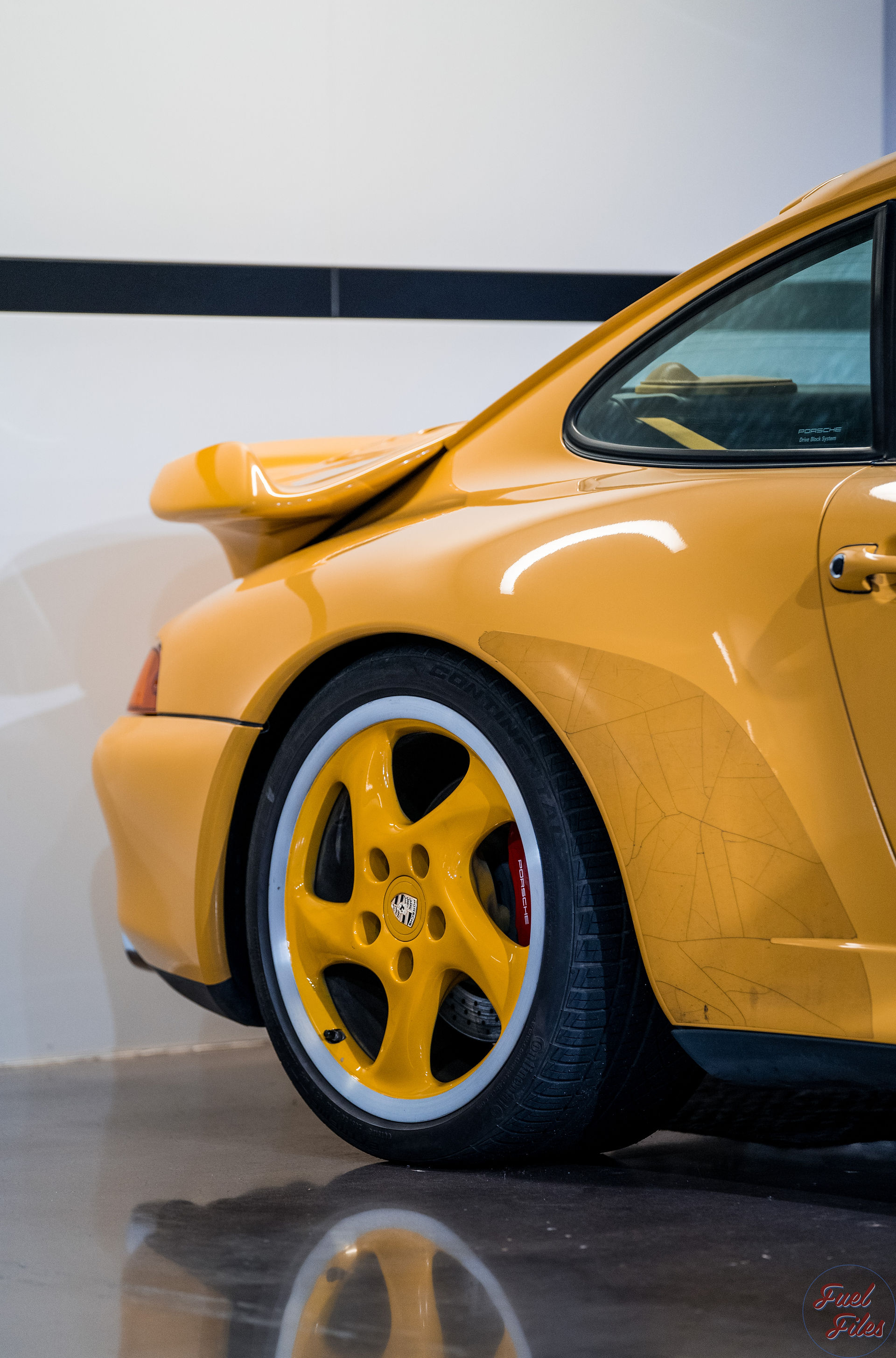 993 C4S Speed Yellow