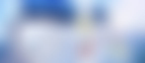 Fotorealistlik landscape-visuaal Eesti lipu, Tallinna vanalinna tornide ja Human Designi bodygraphi sümbolitega, mis ühendavad rahvusliku identiteedi ja eneseteadlikkuse teema.