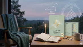 Minimalistlik ja õhuline Endaks.ee e-raamatu kaanekujundus numeroloogia elutee numbrile 5. Laual on 33-leheküljeline "5 - ELUTEE NUMBER" raamat (hind 29€), kõrval avatud märkmik Pythagorase nimega ja prillid. Taustal on näha delikaatselt sulandunud Lõvi tähtkuju ja Human Designi keha kaart, mis sümboliseerivad astroloogia ja mehaanika ühendamist praktilise eneseleidmise teekonnaga.