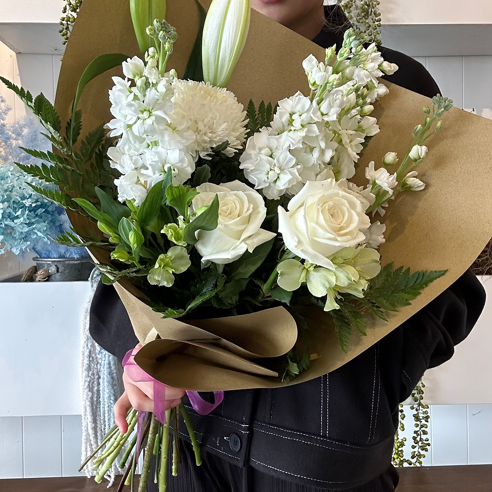 Thumbnail: white bouquet for delivery in Auckland