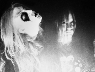 Mayhem, foto de a blanco y negro