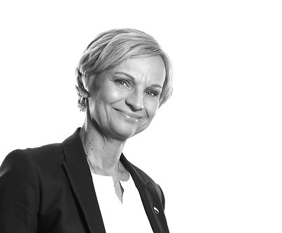 ota-yhteyttä-nina-simosas