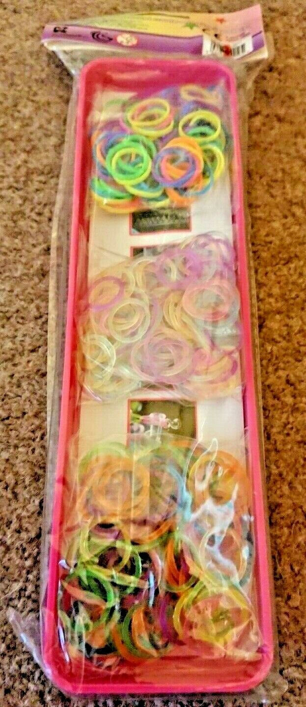 Thumbnail: Loom Band Kit 3 Bags MultiColour Mixed Bands Pink/Blue Board S Clasps 1 Hook-New