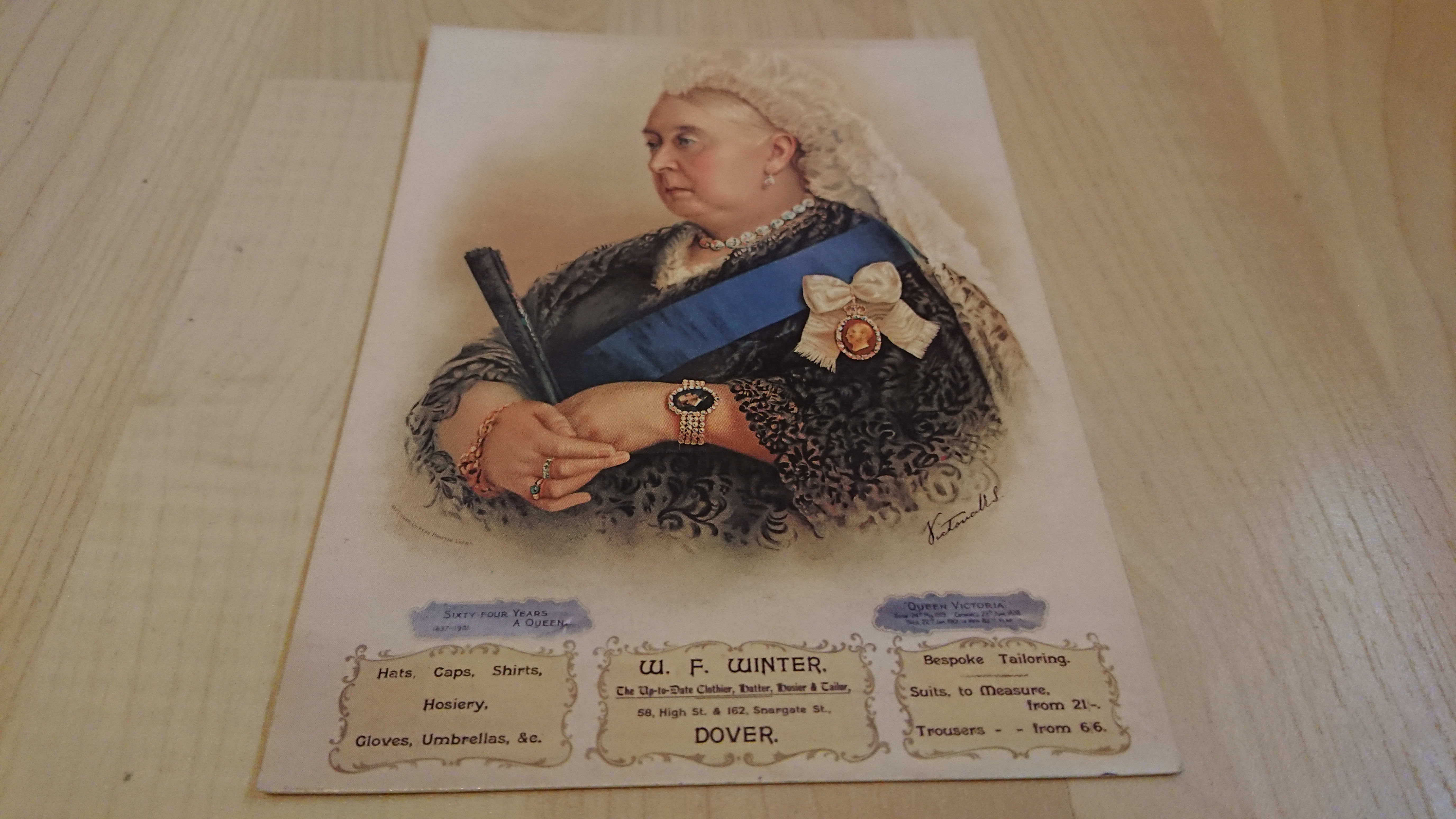 Picture Postcard: QUEEN VICTORIA [ATHENA] (Unused)