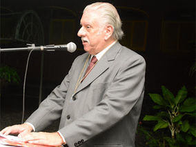 Ney Fernando Perracini de Azevedo é admitido na Ordem do Mérito Literário Jorge de Albuquerque Coelh