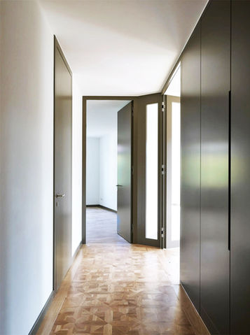 Lavori di ristrutturazione di un appartamento a Napoli - Design del corridoio - Parquet