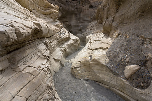 mosaic-canyon-2.jpg
