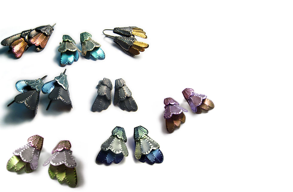 Flat Garland earrings