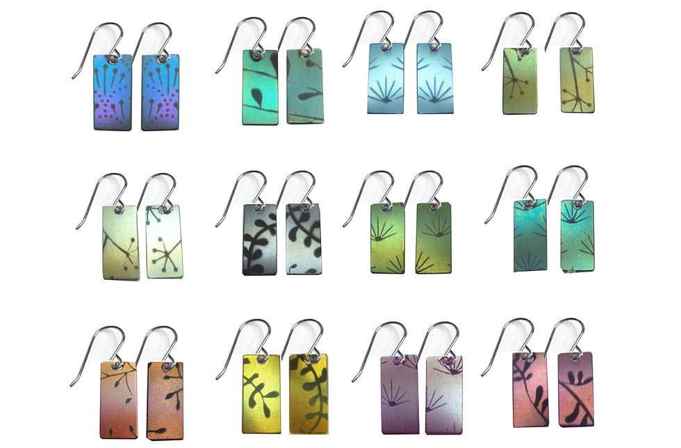 Tint earrings small