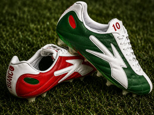 cuauhtemoc blanco football boots white red green