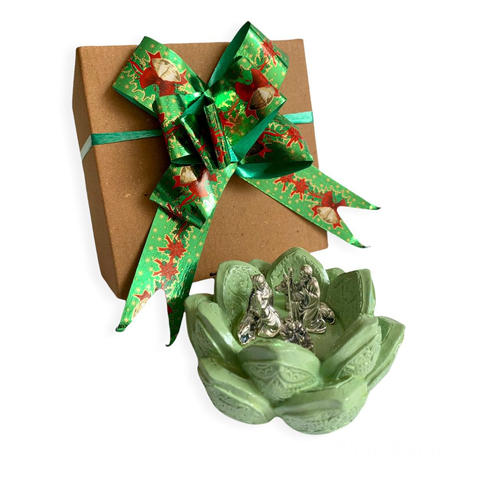 PESEBRE FLOR DE LOTTO VERDE.jpeg