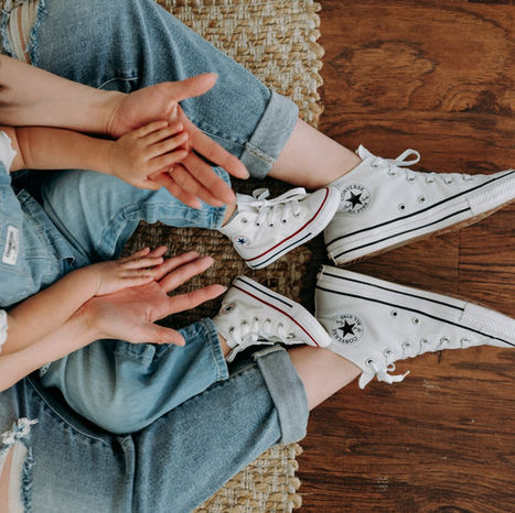 Seattle Mother’s Day Mini Sessions | Cozy Woodinville Studio Photos for Moms & Kids