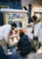 Mastercard_girl_right_nograd (5)_edited_