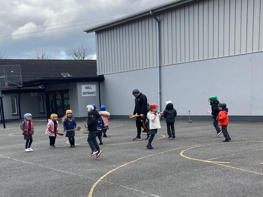 Hurling in Junior Infants