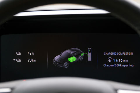 Advanced electric vehicle touchscreen interface with highly interactive HMI functionality. Designed to enhance the driving experience and vehicle control efficiency, this industrial-grade touchscreen supports multi-touch to ensure seamless and intuitive user interaction.