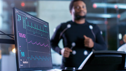 Innovative fitness equipment touchscreen provides real-time fitness tracking and personalized training guidance. This industrial-grade touchscreen provides an intuitive user interface that enhances the interactive experience and promotes a healthy lifestyle.