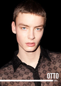 Show Package – London SS19: IMG