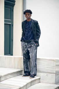 IMPASSE DE LA DEFENSE SS20 - BACKSTAGE