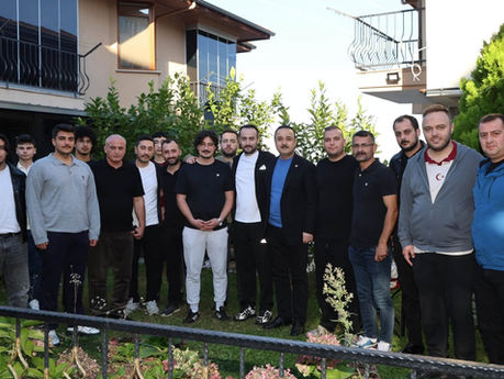 Şanlıtürk Gençlerle Buluştu: “Güçlü Türkiye’nin Teminatı!”