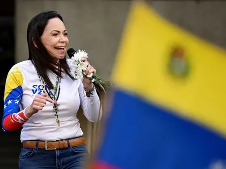 Karanlıkta Aldatan Yalan