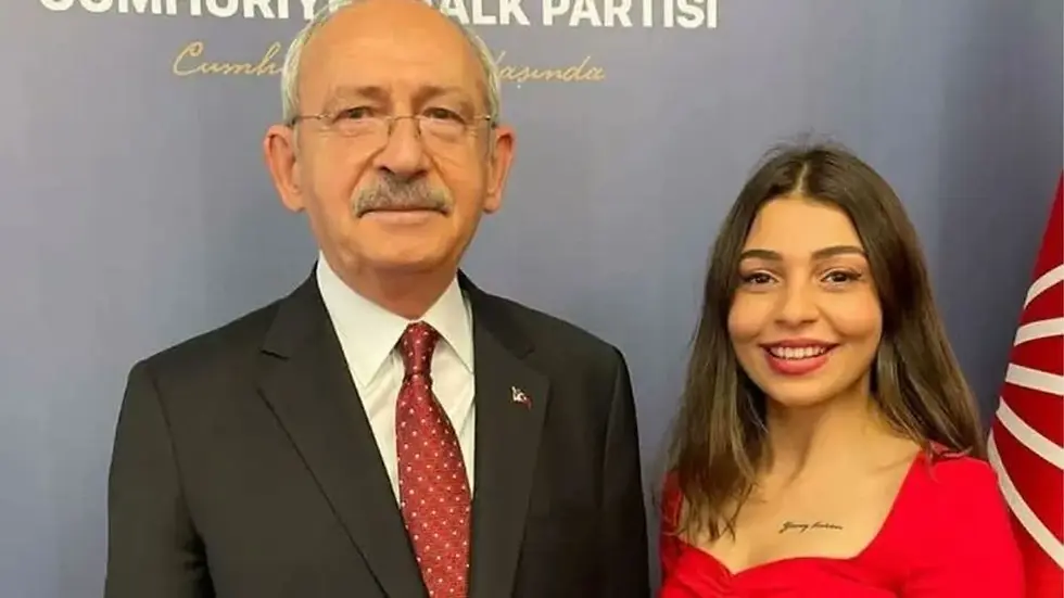 Berfin Karan, CHP'nin İlk Kadın Gençlik Kolları Genel Başkanı