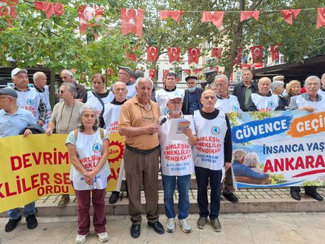 Emekliler Ordu’dan Seslendi: “50 Bin Tl Maaş, 30 Bin TL İkramiye!”