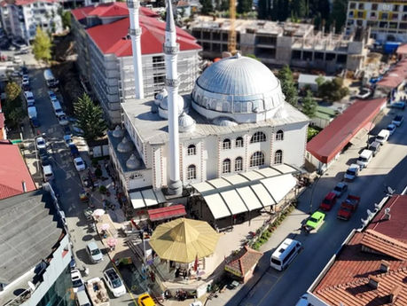 İmam Hatip Camii’ne Modern Tente Sistemi
