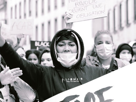 If Injustice Becomes Law / Si l'injustice devient la loi