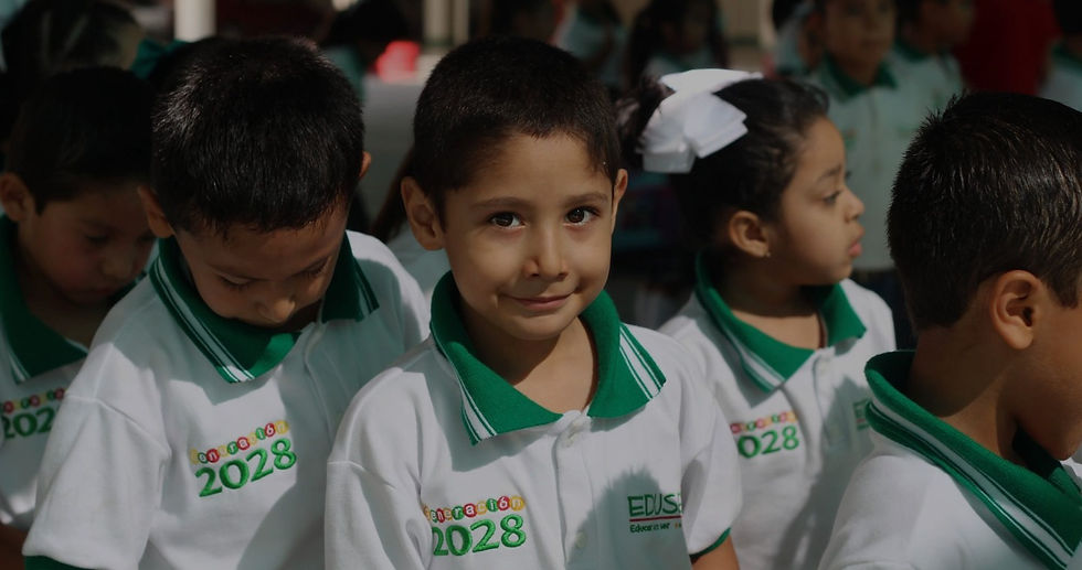 niños en escuela ser