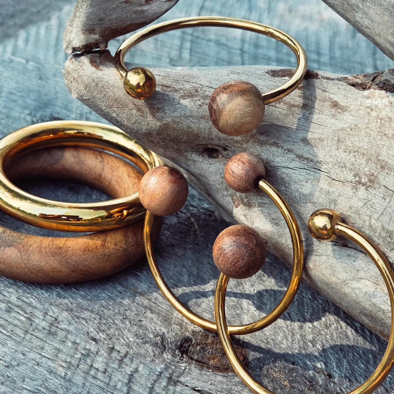 Yani Wooden-Brass Bangle